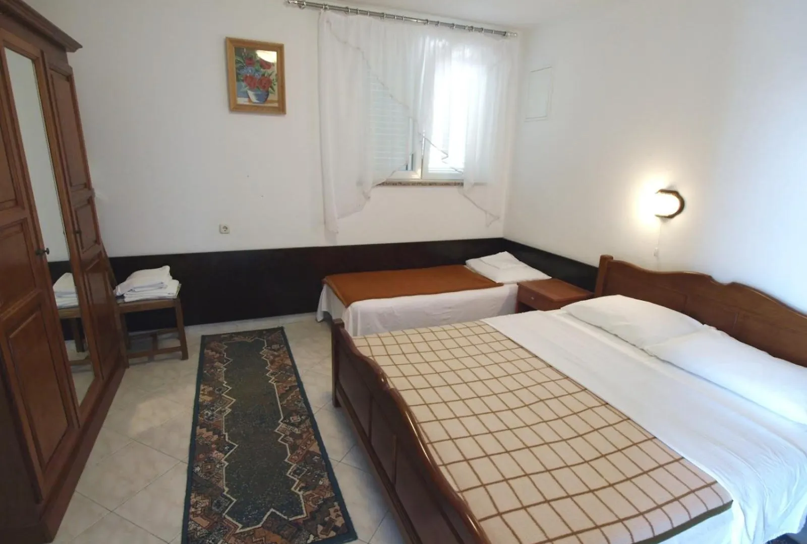 Apartments With A Parking Space Rab - 20818 Banjol 0*,  Chorvatsko